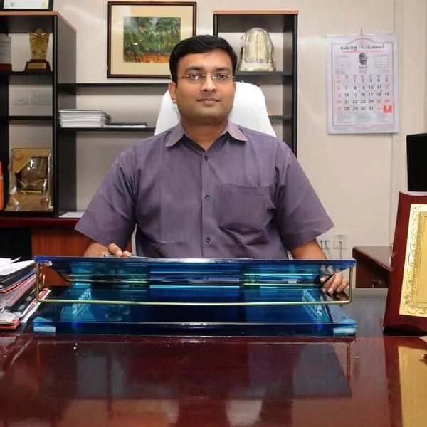 Prasanth Nair (IAS) Wife Photos Net Worth Height Age Date of Birth Family Girlfriend Biography